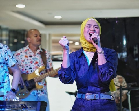 Grup musik Ecoutez. Foto: Instagram/@ecoutez_band. 
