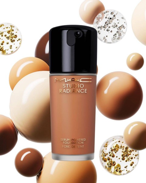 MAC Cosmetics Rilis Foundation Baru, MAC Studio Radiance Serum-Powered Foundation. Foto: Instagram/@maccosmeticsid.