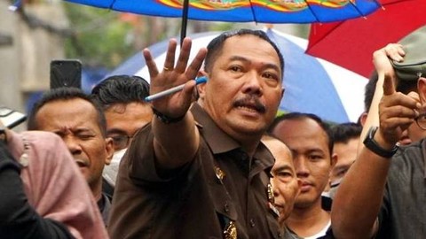 Jaksa Sugeng Hariadi di rumah dinas Ferdy Sambo di Duren Tiga, Jakarta Selatan, Rabu (4/1/2023). Foto: Jamal Ramadhan/kumparan