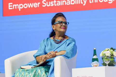 Aktris Christine Hakim menjadi pembicara dalam acara IKF 2023 di Pacific Place, Jakarta, Rabu (11/10/2023). Foto: Jamal Ramadhan/kumparan