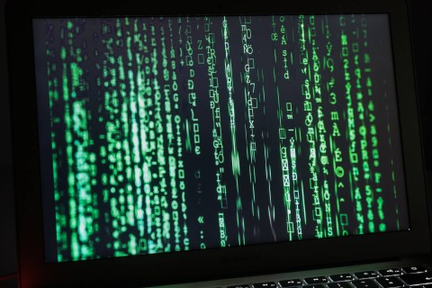 Illustrasi Perdagangan International Cyber Security. Sumber: Unplash