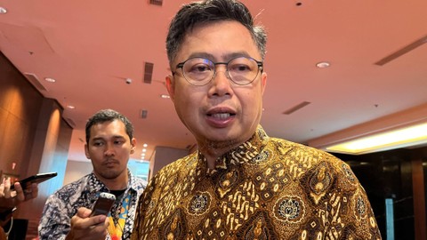 Direktur Pengembangan IKNB dan Inovasi Keuangan Digital OJK Edi Setijawan, di kawasan Sudirman, Jakarta pada Kamis (12/10/2023). Foto: Widya Islamiati/kumparan