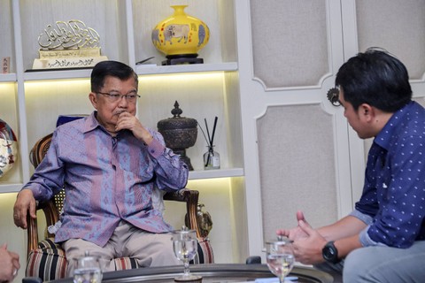 Wakil Presiden ke-10 dan ke-12 RI Jusuf Kalla di program Info A1 kumparan. Foto: Jamal Ramadhan/kumparan