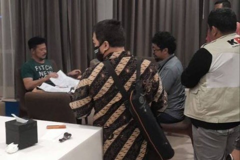 Syahrul Yasin Limpo (SYL) saat ditangkap penyidik KPK, Kamis (12/10/2023).  Foto: Dok. Istimewa