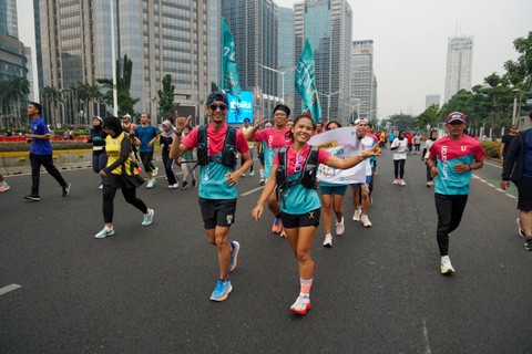 Kegiatan Fun Run teman kumparan Running Club di Jakarta, Minggu (15/10/2023). Foto: Iqbal Firdaus/kumparan