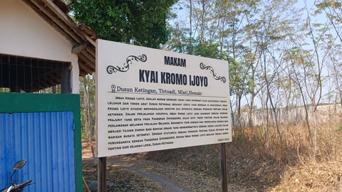 Makam Kiai Kromo Ijoyo, Senin (16/10).  Foto: Arfiansyah Panji Purnandaru/kumparan