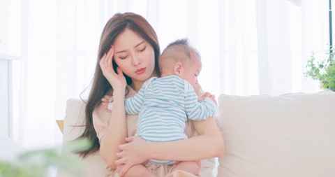 Ilustrasi ibu stres. Foto: Shutterstock