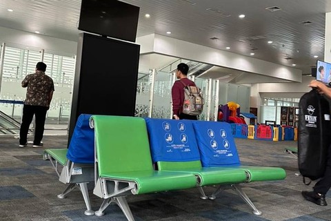 Wali Kota Solo, Gibran Rakabuming Raka di Bandara Jenderal Ahmad Yani, Semarang, sebelum terbang ke Jakarta. Jumat (20/10/2023). Foto: Dok. Istimewa