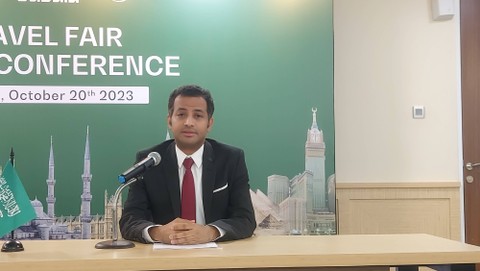Saudia Country Manager for Indonesia, Singapore Australia and New Zealand, Faisal Alallah dalam acara konferensi pers Saudia Airlines Travel Fair 2023 di Menara Imperium pada Jumat (20/10). Foto: Gitario Vista Inasis/kumparan