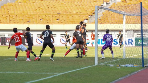 Malut United vs Bekasi City FC dalam laga lanjutan Liga 2 2023/24 di Stadion Wibawa Mukti, Jawa Barat, pada 21 Oktober 2023. Foto: Dok. Malut United