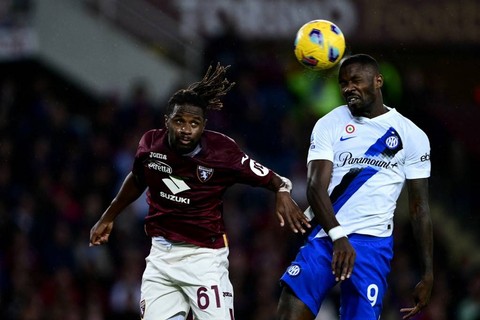 Duel Inter Milan vs Torino di Liga Italia. Foto: AFP/Marco Bertorello