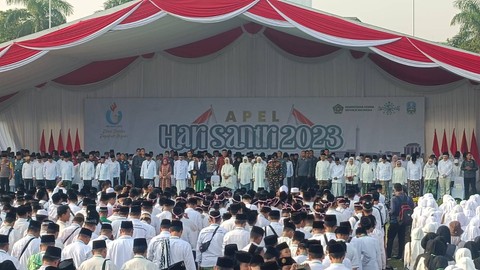 Presiden Jokowi hadiri Apel Hari Santri di Surabaya, Minggu (22/10). Foto: Farusma Okta Verdian/kumparan