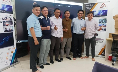 Tim PT Prospek Vinet Cemerlang (PVC) siap menghadirkan teknologi Angustos di pameran The 29th Indocomtech 2023 pada 25-29 Oktober 2023 di ICE BSD-Hall 7, Tangerang Selatan. Foto: Dok. Istimewa