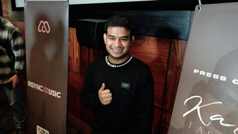 Fadil Jaidi usai rilis single baru berjudul Kalah.  Foto: Aprilandika Pratama/kumparan