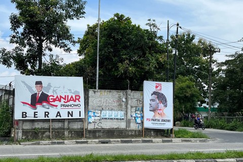 Baliho PSI bertebaran di Kota Medan. Foto: Tri Vosa/kumparan