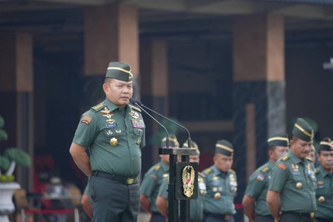 Jenderal TNI Dudung Abdurachman pamit sebagai KSAD. Foto: TNI AD