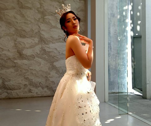 Riasan ala Snow White.