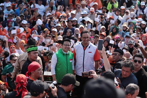Bacapres Anies Baswedan dan Bacawapres Muhaimin Iskandar hadiri acara Senam dan Jalan Bareng AMIN di Depok, Sabtu (28/10/2023). Foto: Dok. Pribadi Anies Baswedan
