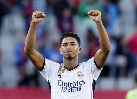 Selebrasi Jude Bellingham saat FC Barcelona vs Real Madrid di Stadion Olimpic Lluis Companys, Barcelona, Spanyol, Sabtu (28/10/2023). Foto: REUTERS/Albert Gea