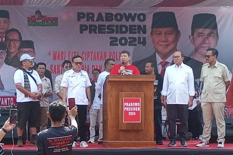 Wakil Ketua Dewan Pembina Partai Gerindra, Hashim Djojohadikusumo  di Lapangan Banjaran Pucung, Tapos, Depok, Minggu (29/10/2023).  Foto: Zamachsyari/kumparan