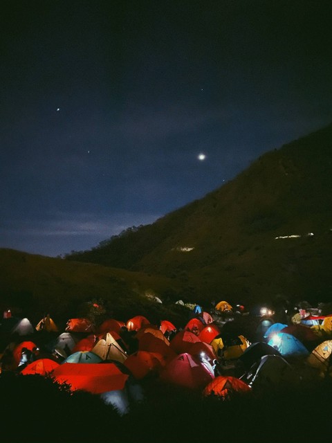 Pos 3 Camping Ground (Watu Tulis). [dok.pribadi/deborafelencianatalia]