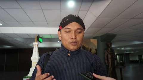 Lurah Sambirejo, Prambanan, Sleman, yang juga Sekretaris Bidang Reformasi Birokrasi Kalurahan dan Urusan Keistimewaan Paguyuban Lurah dan Pamong Kalurahan se-DIY 'Nayantaka', Wahyu Nugroho. Foto: Arif UT/Pandangan Jogja