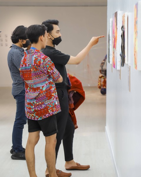  Contemporary Art Gallery: The Kick Off "Mudaku: Tidak Mudah Menjadi Muda Versi Diriku” di Taman Mini Indonesia Indah (TMII). Foto: TMII