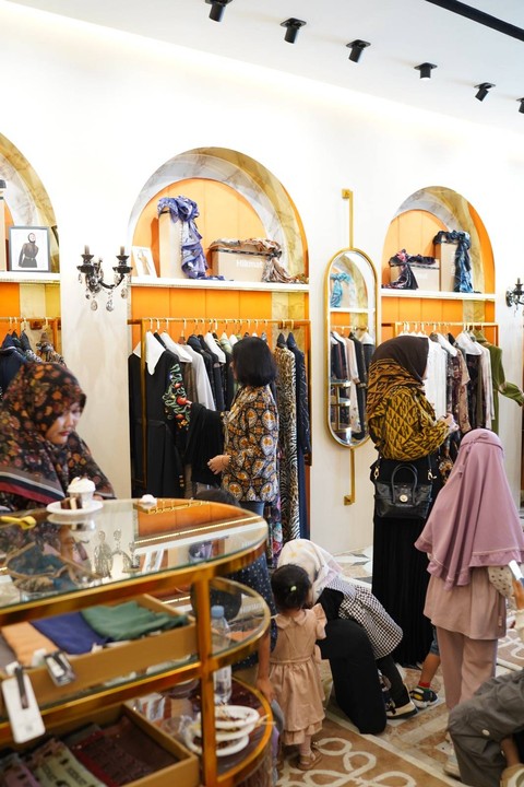 Hikmat Fashion membuka showroom di Depok, Jabar, pada 28 Oktober  Foto: Dok. Istimewa