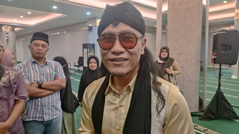 Pengasuh Ponpes Ora Aji, Gus Miftah, ditemui usai mengisi pengajian di Pakuwon Mall Yogya di Kabupaten Sleman, Kamis (2/11/2023). Foto: Arfiansyah Panji Purnandaru/kumparan