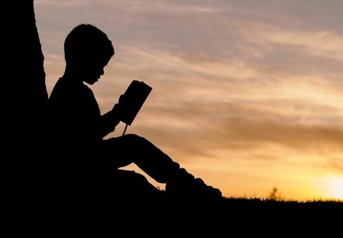 Ilustrasi Bacaan Surat Al Ikhlas  Sumber Unsplash/Aaron Burden
