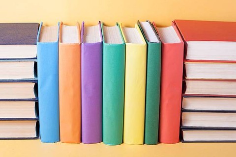 Ilustrasi Kata Yang Tidak Sesuai Eyd Disebut, Foto: Unsplash/Motizova.