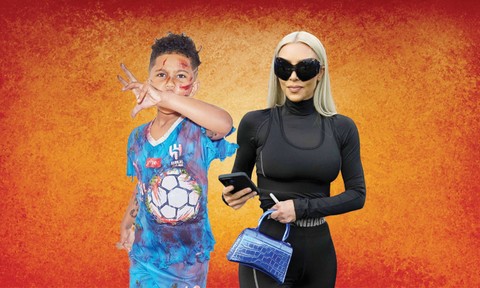 Kim Kardashian dan anaknya. Foto: kumparan