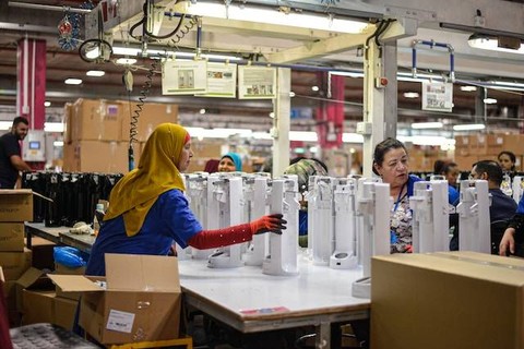 Ilustrasi Apa yang Dimaksud dengan Keseimbangan Produsen. Foto: dok. Unsplash/ Remy Gieling