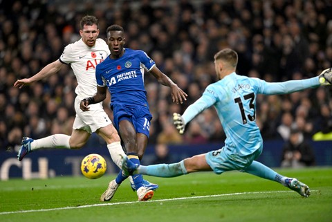 Pertandingan Liga Inggris antara Tottenham vs Chelsea, Selasa (7/11) dini hari WIB. Foto:REUTERS/Tony Obrien