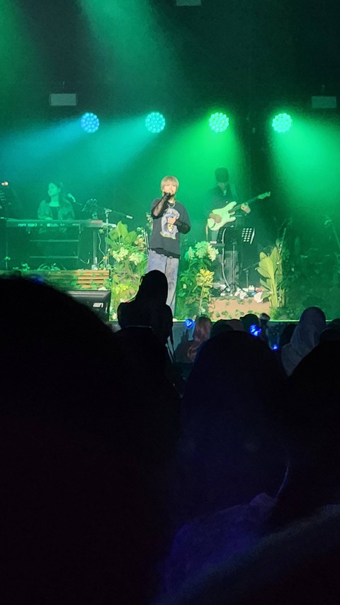 Yesung Super Junior gelar konser Unfading Sense in Jakarta di The Kasablanka Hall, Jumat (10/11). Foto: Nurlaela/kumparan