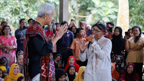 Ganjar bertemu petani Simalungun dicurhat kenaikan harga pangan. Foto: Dok. Istimewa