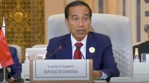 Presiden Jokowi di KTT Luar Biasa OKI di Riyadh pada Sabtu (11/11/2023). Foto: Youtube/Sekretariat Presiden