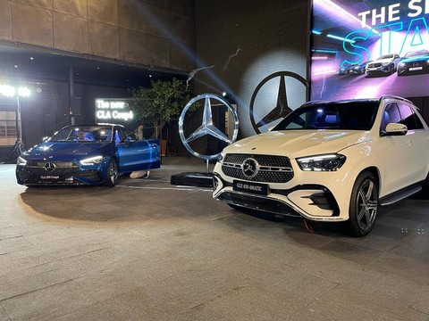 PT Mercedes-Benz Distributon Indonesia (MBDI) luncurkan 7 mobil baru. Foto: Sena Pratama/kumparan