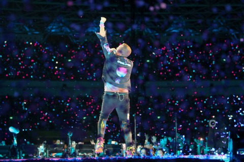 Group musik asal Inggris, Coldplay konser untuk pertama kalinya di Indonesia, Rabu (15/11).  Foto: Aditia Noviansyah/kumparan