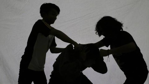 Ilustrasi penganiayaan