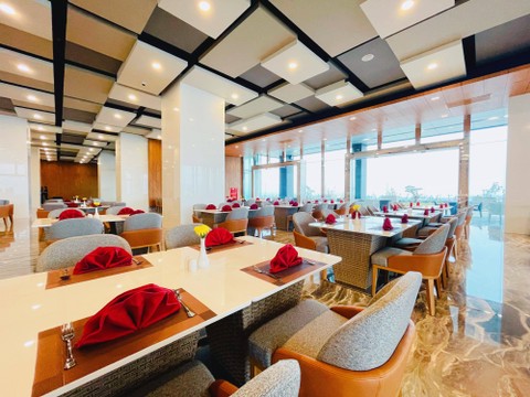 Flamboyan Restaurant Grand Mercure Hotel Lampung | Foto: Roza Hariqo / Lampung Geh