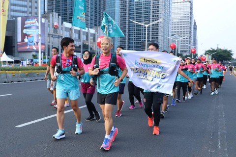 Kegiatan Fun Run teman kumparan Running Club di Jakarta, Minggu (19/11/2023). Foto: Iqbal Firdaus/kumparan