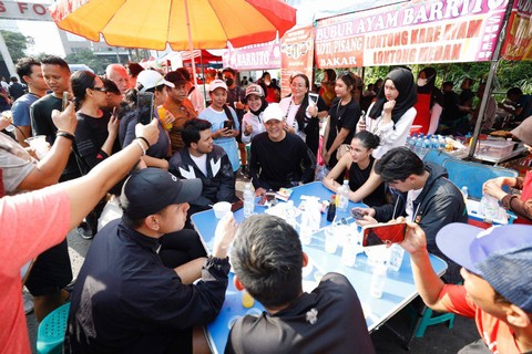 Capres Ganjar Pranowo lari pagi di CFD di Jakarta ditemani artis hingga influencer.  Foto: Dok. Istimewa