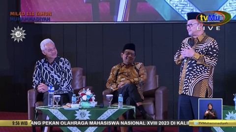 Suasana dialog publik Muhammadiyah bersama Ganjar Pranowo-Mahfud MD di Universitas Muhammadiyah Jakarta, Kamis (23/11/2023). Foto: Youtube/tvMu Channel