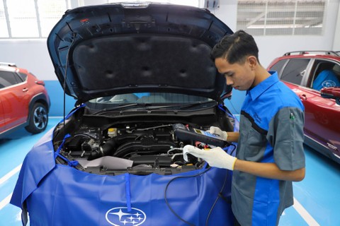 Bengkel di Plaza Subaru Tebet, Jakarta, Kamis (23/11/2023). Foto: Iqbal Firdaus/kumparan