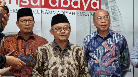Sekretaris Umum PP Muhammadiyah, Abdul Mu'ti, usai acara dialog publik PP Muhammadiyah di UMS Surabaya, Jumat (24/11/2023). Foto: Farusma Okta Verdian/kumparan
