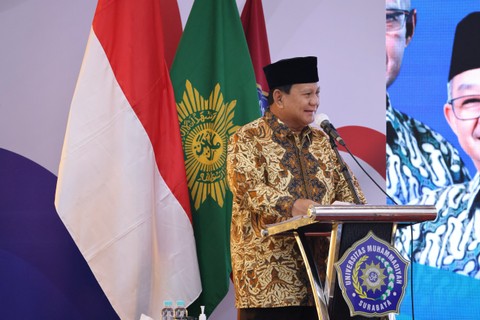 Capres Koalisi Indonesia Maju, Prabowo Subianto dalam Dialog Terbuka Muhammadiyah Bersama Calon Pemimpin Bangsa di Universitas Muhammadiyah Surabaya (UMS), Jawa Timur, Jumat (24/11). Foto: Dok. Istimewa
