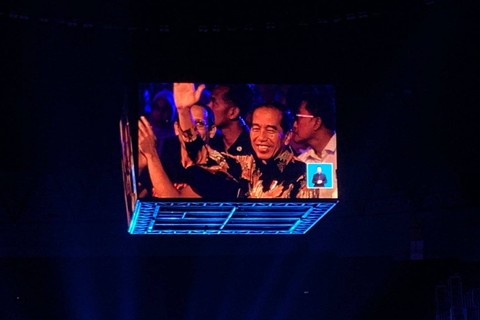 Presiden Joko Widodo hadiri acara perayaan Hari Guru Nasional di Indonesia Arena GBK, Jakarta, Sabtu (25/11/2023). Foto: Luthfi Humam/kumparan