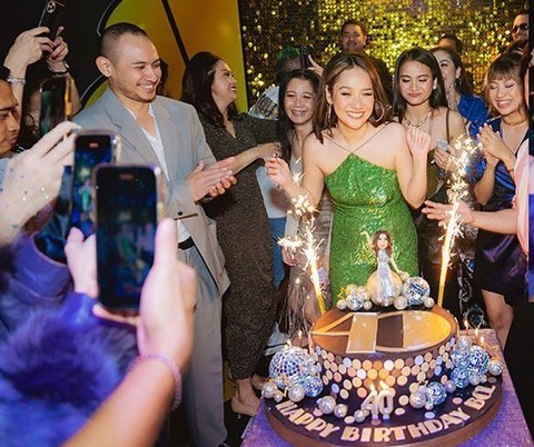 Bunga Citra Lestari ulang tahun ke-40. Foto: Instagram/bclsinclair