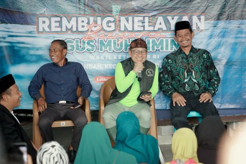 Cawapres Muhaimin Iskandar saat Rembug Nelayan di Desa Mayangan, Kecamatan Legon Kulon, Kabupaten Subang, Sabtu (25/11/2023). Foto: Dok. Istimewa